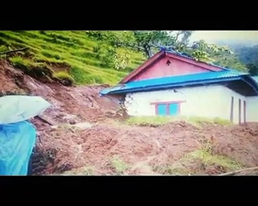 अविरल बर्षाका कारण जनजीवन प्रभावित (पहिरो भिडीयो सहित)