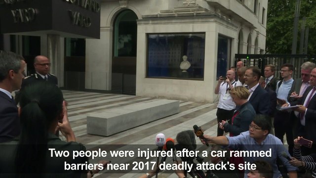 London attack: man arrested suspected of terror offences(police)