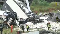 العبور للموت.. عشرات القتلى في انهيار جسر بإيطاليا