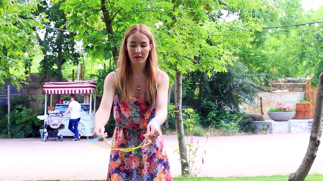 15 MEGA BULLES DE SAVON DIY - COMMENT FAIRE DES BULLES GÉANTES XXL | Troom Troom FR