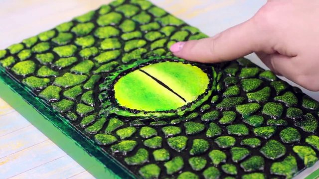 18 ASTUCES AVEC DE LA COLLE CHAUDE | Troom Troom FR