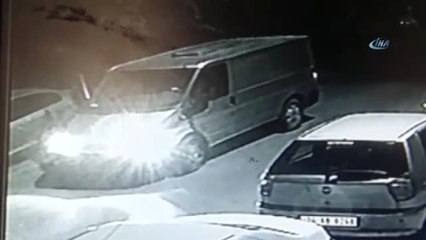 Esenyurt'taki Plaka Hırsızları Kamerada