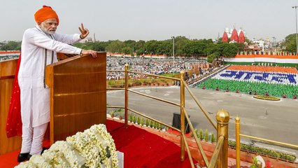 Independence Day पर PM Modi ने Red Fort से की Ayushman Bharat की शुरूआत । वनइंडिया हिंदी