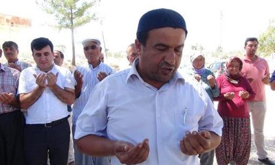 Doları düşürmek için duaya çıktılar