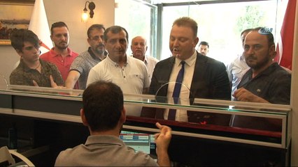 MASKO Mobilyacılar Çarşısı esnafından dolar bozdurma eylemi