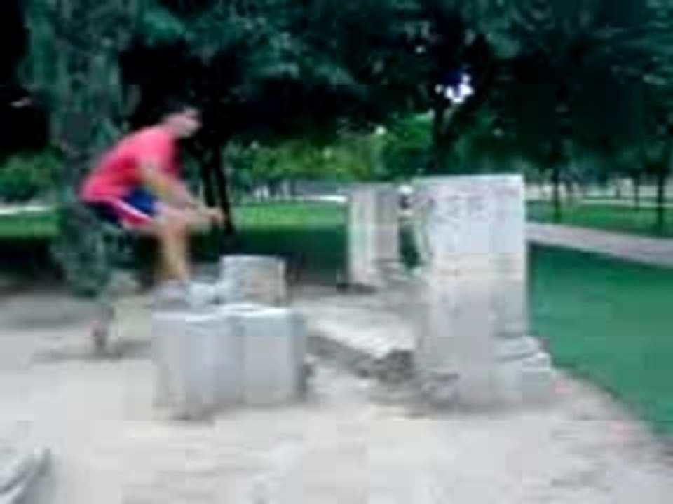 Gato - Backflip Pepito