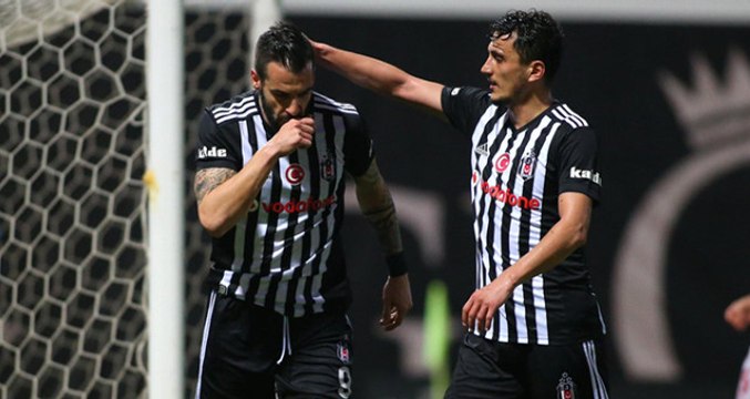 Beşiktaş'ın Göndermek İstediği Forvetlerin Maliyeti 55 Milyon TL'yi Buldu