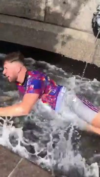 Ces 2 potes s'amusent comme des fous : tu es en feu challenge