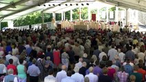 Hautes-Alpes : des milliers de fidèles réunis pour l'Assomption à Notre-Dame-du-Laus