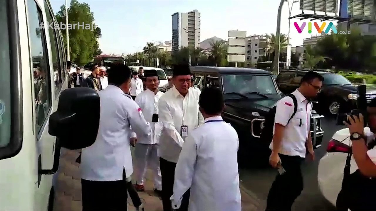 Menteri Agama Kunjungi Jemaah Haji Indonesia Yang Sakit