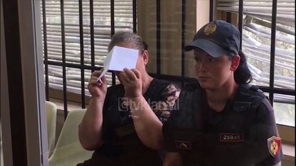 Flet 42-vjecarja qe tentoi te mbyste vajzat