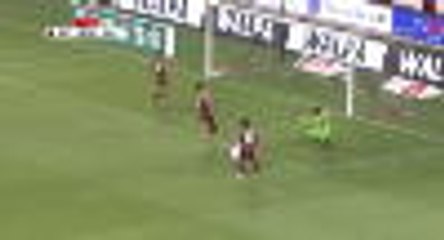 Stunning Iniesta strike earns point for Kobe