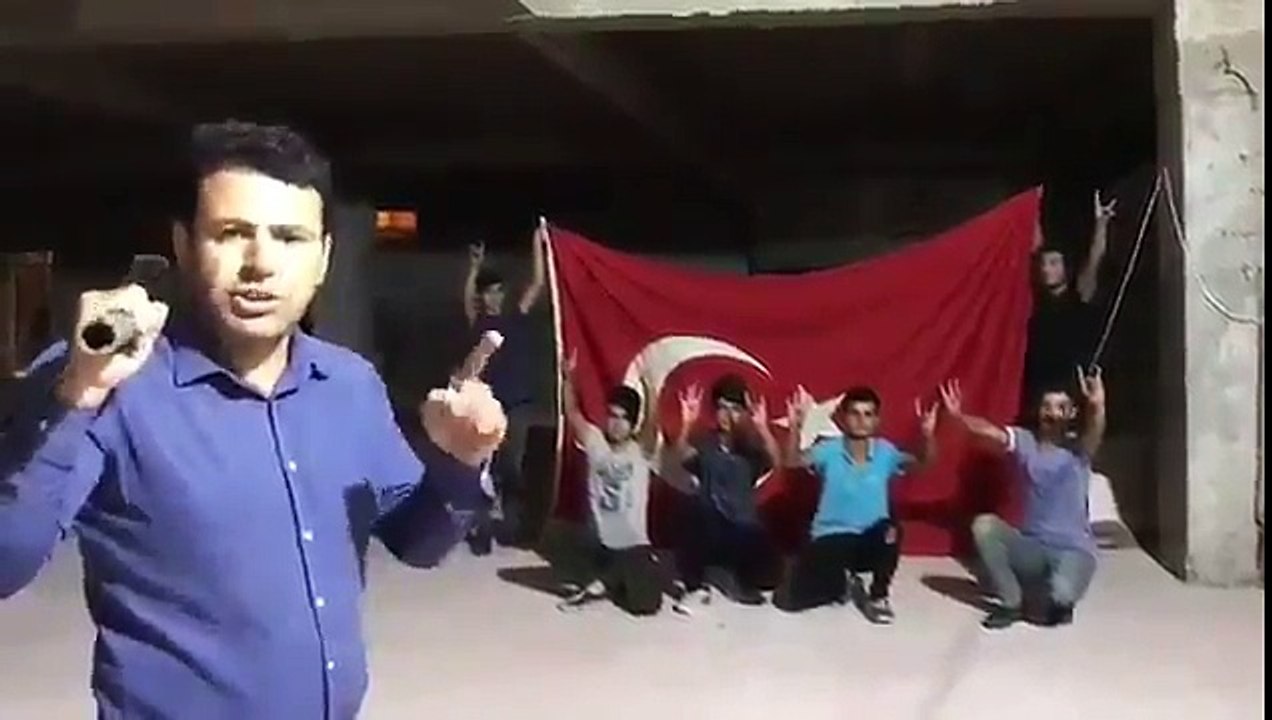 Tekbirlerle iPhone kırdılar