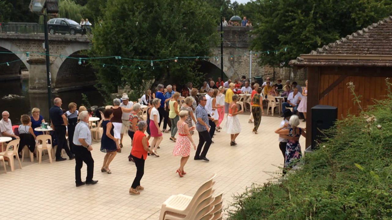 Guinguette de Pont d'Ouilly le 15 août 2018