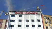 İstanbul Sultanbeyli'de Hastane Çatısında Yangın - Hd