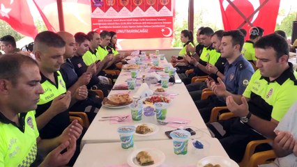 Diyarbakır'da bombalı saldırıda şehit düşenler anıldı