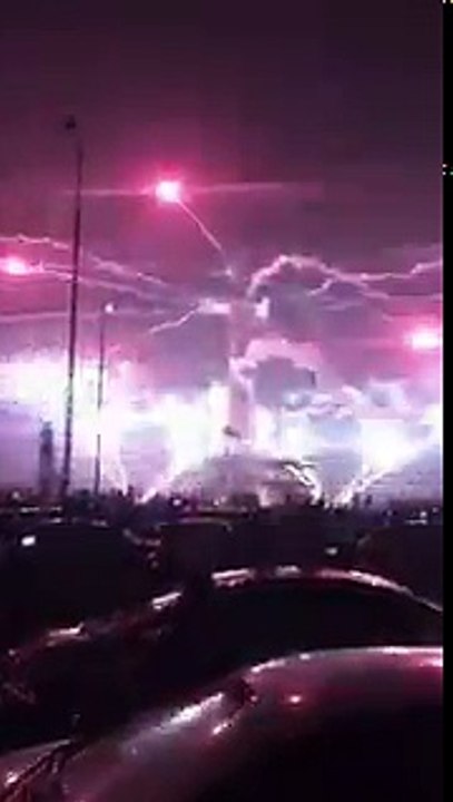 اہل وطن پاکستان  کو یوم آزادی مبارک ہو۔ پاکستان زندہ باد