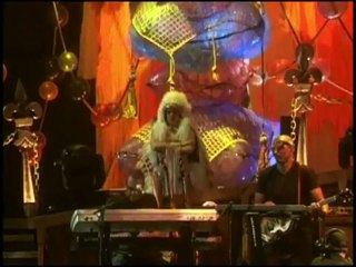 Cher – Half Breed (Medley - Teil 1) | Cher Live In Las Vegas 1999
