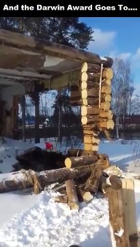 Ce débile va faire la boulette de sa vie en abattant un mur