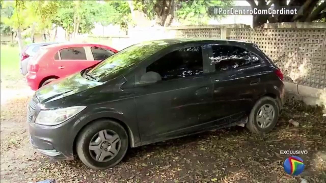 Homem preso com armamento, cocaína e máquina de contar dinheiro