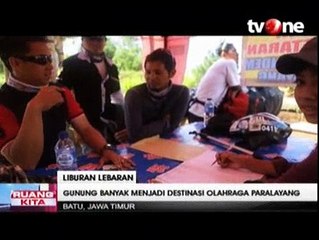 Menikmati Keindahan Kota Batu dengan Paralayang