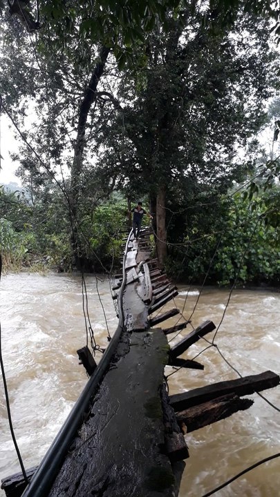 Risky Bridges