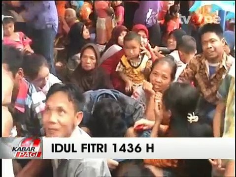 Hari Kedua Lebaran, Presiden Jokowi Membagi Sembako di Boyolali