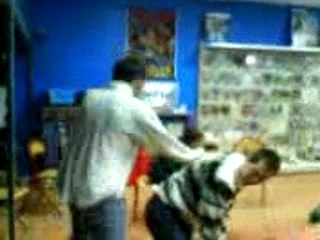 PATRICE QUI SE FAIS PRENDRE