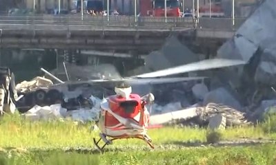 400 Petugas Dikerahkan Cari Korban Jembatan Runtuh di Genoa