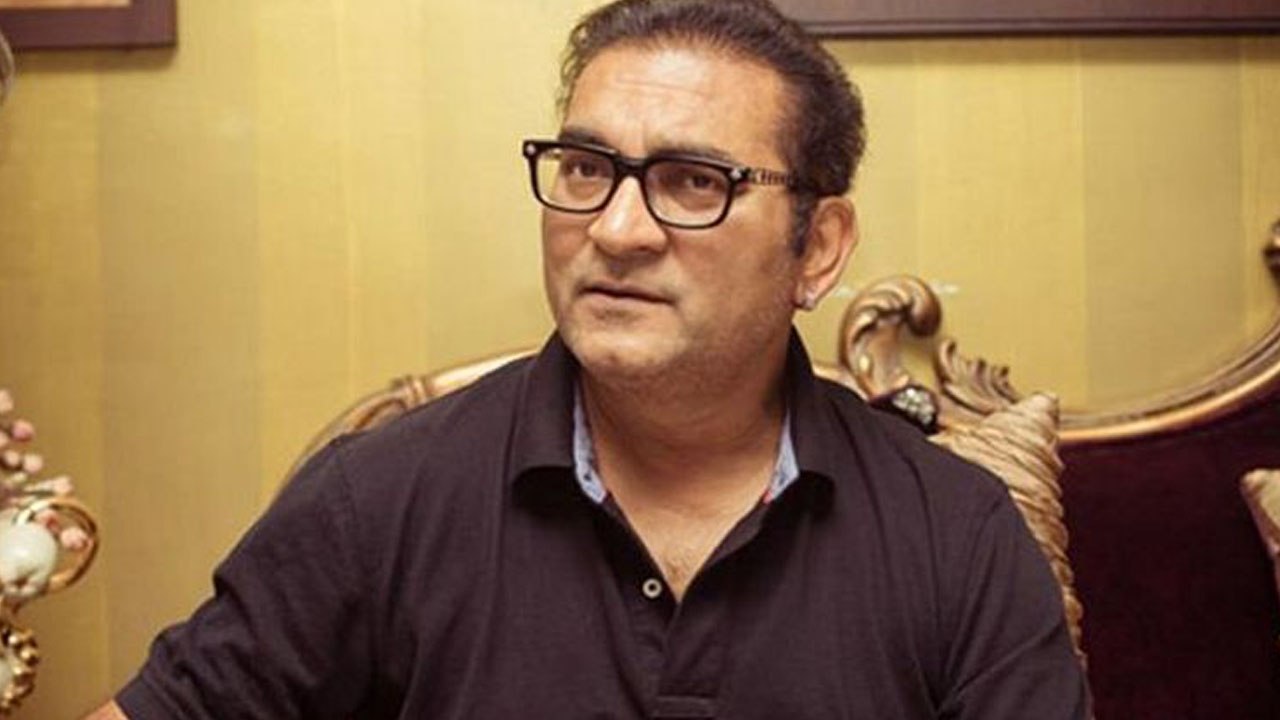 Abhijeet Bhattacharya booked for ABUSING a woman; Find out details | FilmiBeat