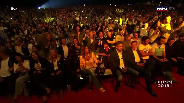 قولي لي كيف سأنقذ نفسي من أشواقي وأحزاني؟قولي لي ماذا أفعل فيكِ؟.. أنا في حالة إدمانِقولي ما الحل؟.. فأشواقي وصلت لحدود الهذيان...الحفلات القادمة / Upcoming