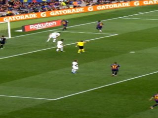 لقطة: كأس جوان غامبر: رافينيا ينهي هجمة منسّقة بكلّ أناقة لفائدة برشلونة