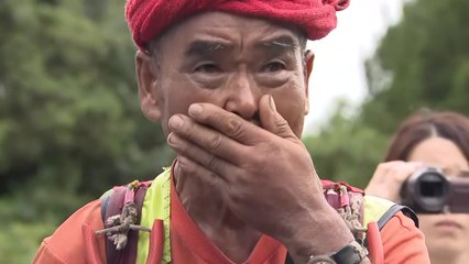 日 실종 2살 아이 구한 78살 '슈퍼' 자원봉사자 / YTN