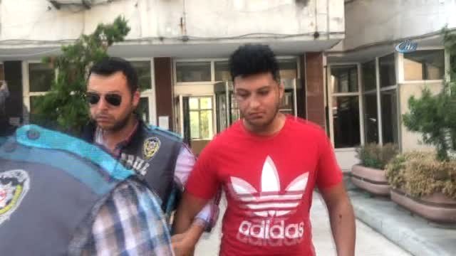 İstanbul'da Tek Teker Üstünde Terör Estiren Maganda Yakalandı