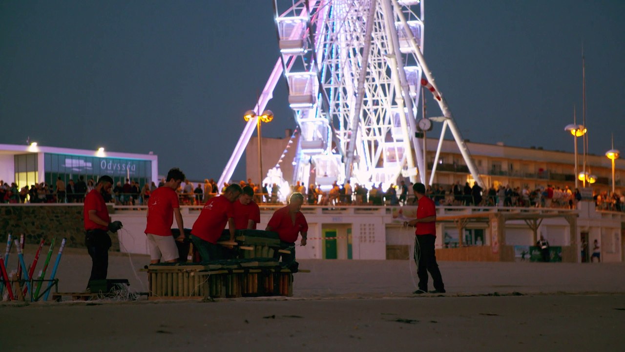 EXCLU AVANT-PREMIERE - Capital (M6): Pour ce maître des feux d'artifices, le 14 juillet il n'a pas le droit a l'erreur  - VIDEO