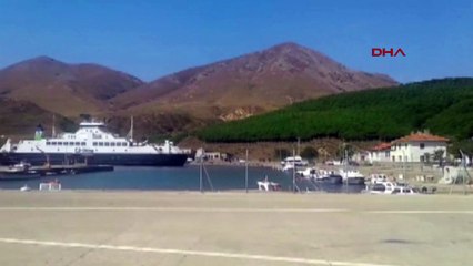 Gökçeada’da feribot karaya oturdu