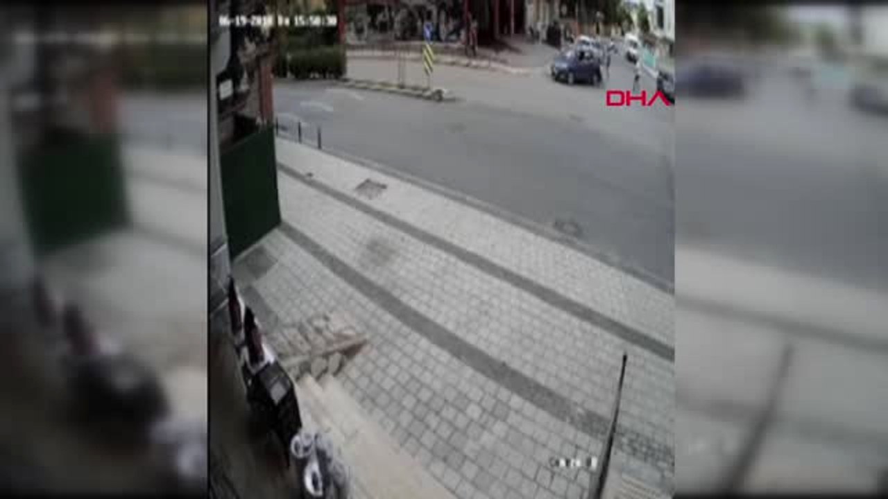 İstanbul Otomobil Hırsızları Ateş Edilerek Yakalandı