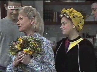 Neighbours Episode 1488 - Helen Daniels marries Michael Daniels