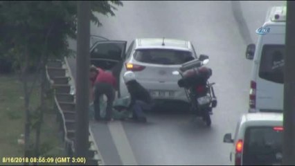 Tem Otoyolu'nda "İnsanlık Ölmedi" Dedirten Görüntüler.