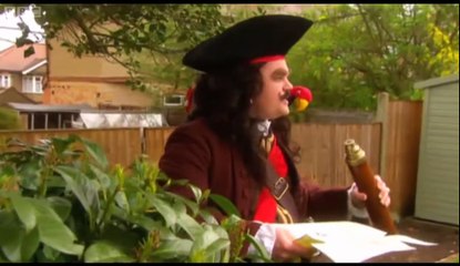 Gigglebiz The Lost Pirate could be close to digging up his treasure at last but he see