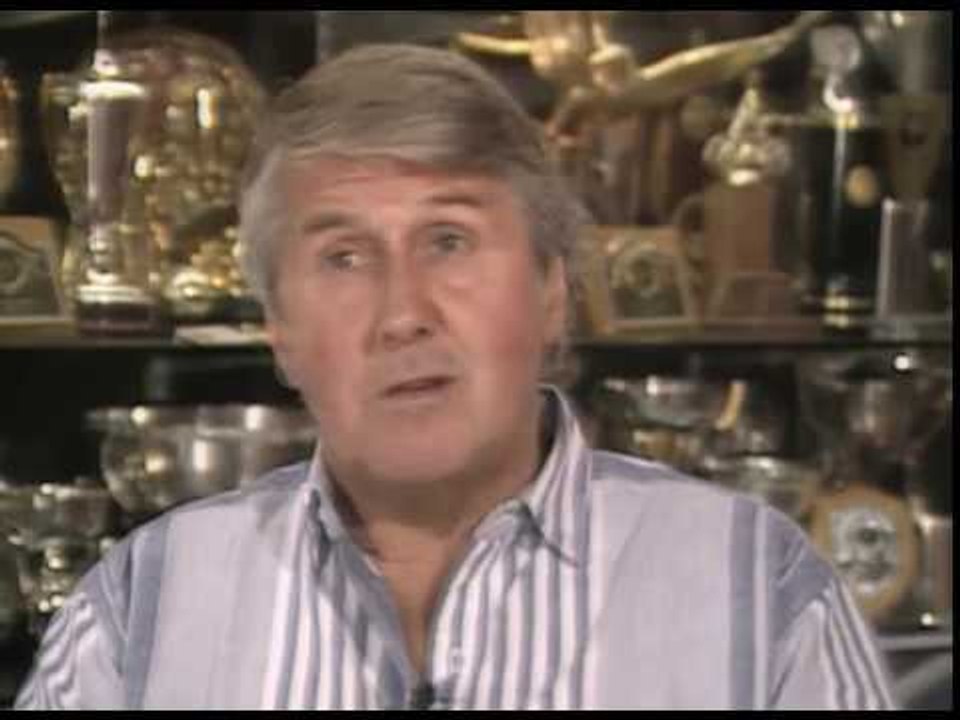 Champion Barry Briggs