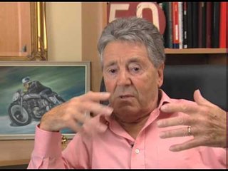 Geoff Duke - Inventor of one piece leathers