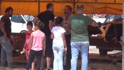 İzmir İzmir'in Pazarlarında Kurban Telaşı Sürüyor Hd