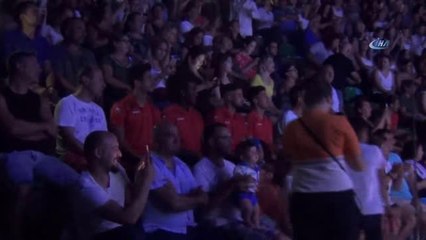 Koray Avcı, Balıkesir'de Sevenleriyle Bir Araya Geldi