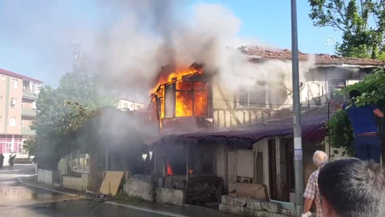 Ev Yangını