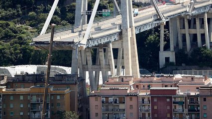 A Genova fra gli sfollati