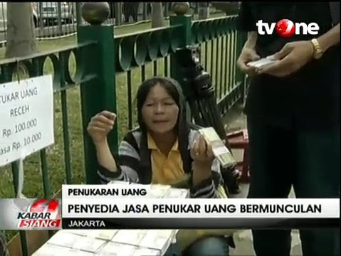 Jasa Penukaran Uang Mulai Bermunculan Jelang Lebaran