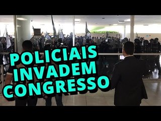 Contra reforma da Previdência, policiais invadem Congresso