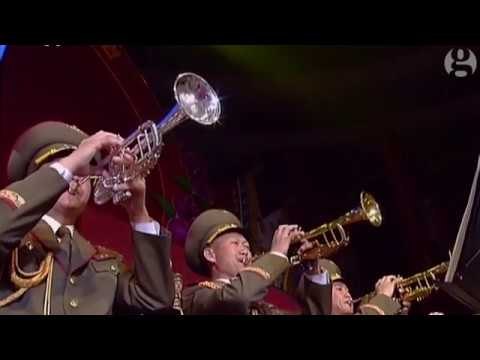 Coreia do Norte exibe vídeo de ataque com mísseis aos EUA