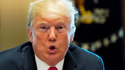 تغريدات نارية لترامب ردّا على وسائل الإعلام المتضامنة ضدّه